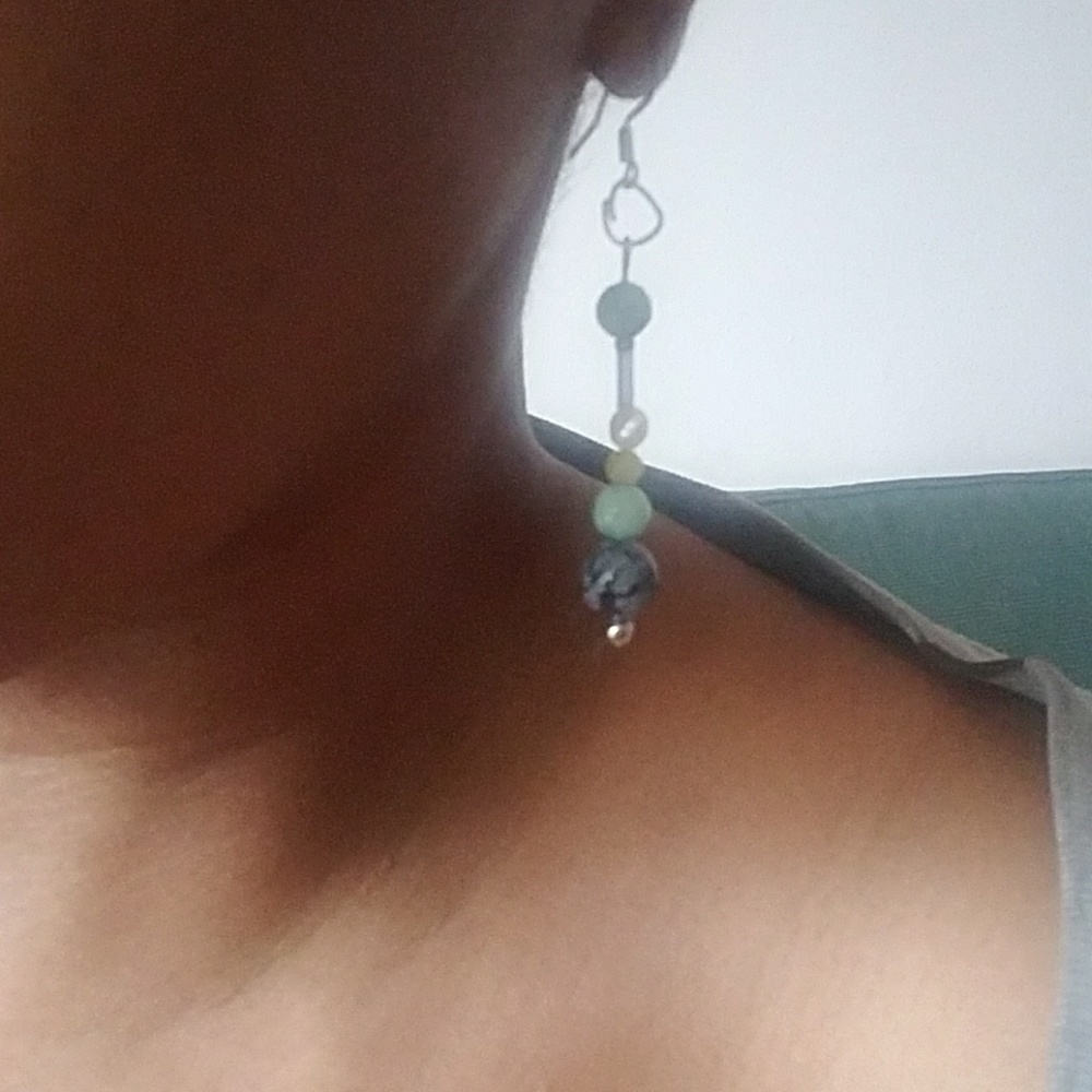 Buttercup & Snowflakes Earring Set - Picture 5 of 6